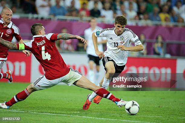 Thomas Müller Müller Deutschlandl gegen Daniel Agger Vorrunde Gruppe B Spiel 20 Dänemark - Deutschland - Denmark - Germany Fussball EM UEFA Euro...