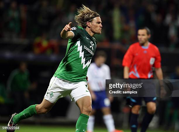 Clemens Fritz - Werder Bremen , bejubelt sein Tor zum 1:0 Fußball Championsleague Qualifikation Hinspiel : Werder Bremen - Sampdoria Genua 3:1...