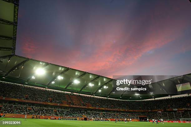 Abendhimmel uber der Wolfsburger Arena Viertelfinale Deutschland 1 FifA Frauen Fussball WM Weltmeisterschaft 2011 in Deutschland FIFA women football...