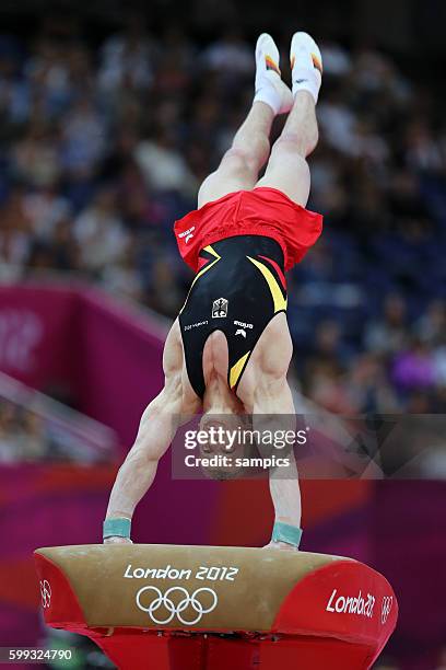 Fabian Hambüchen Hambuechen beim pferdsprung Olympische Sommerspiele 2012 London : Turnen Männer Qualifikation Olympic Games 2012 London : Gymnastics...