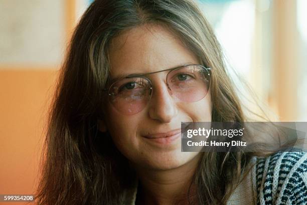 Annie Liebowitz in Sunset Coffee Shop