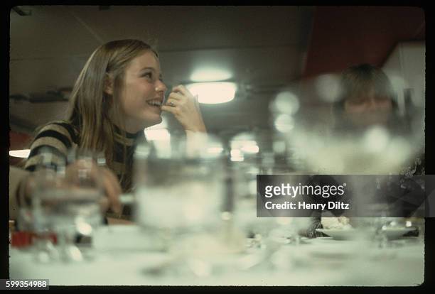 Susan Dey dines on the Fairseas cruise ship during filming of an episode of "The Partridge Family". | Location: Near Mazatlan, Mexico.