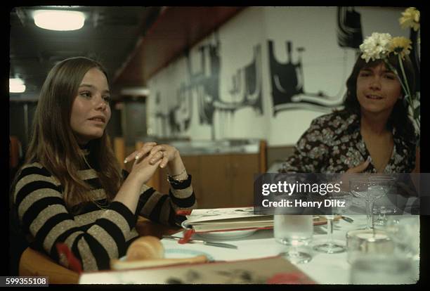 Susan Dey and David Cassisy dine on the Fairseas cruise ship during filming of an episode of "The Partridge Family". | Location: Near Mazatlan,...