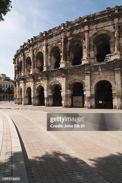 arenes amphitheater, 70 ad - nimes imagens e fotografias de stock