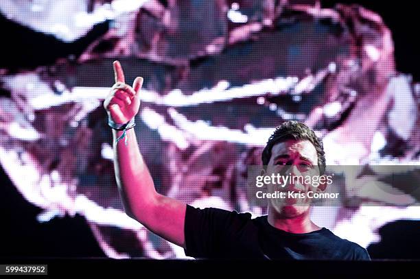 Robbert van de Corput aka Hardwell performs during the 2016 Electric Zoo Festival at Randall's Island on September 4, 2016 in New York City.