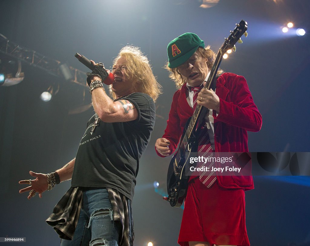 AC/DC In Concert - Columbus, OH