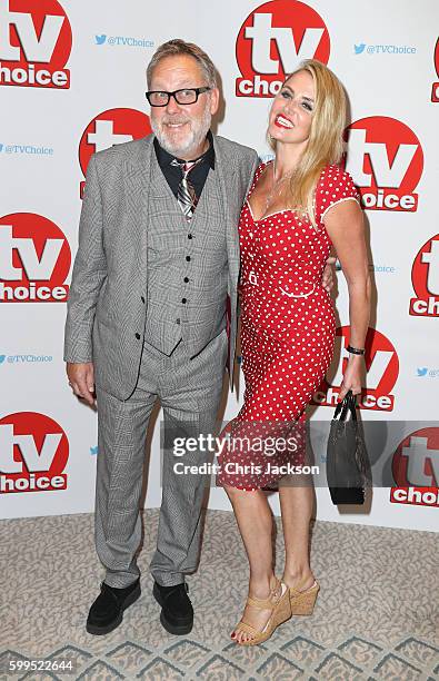 Nancy Reeves Rowan Nancy Reeves Photos and Premium High Res Pictures - Getty Images