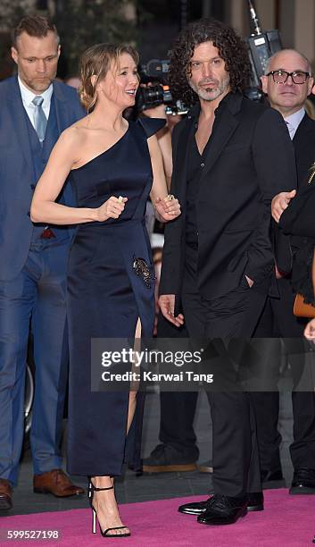 Renee Zellweger and Doyle Bramhall II arrive for the World premiere of "Bridget Jones's Baby" at Odeon Leicester Square on September 5, 2016 in...