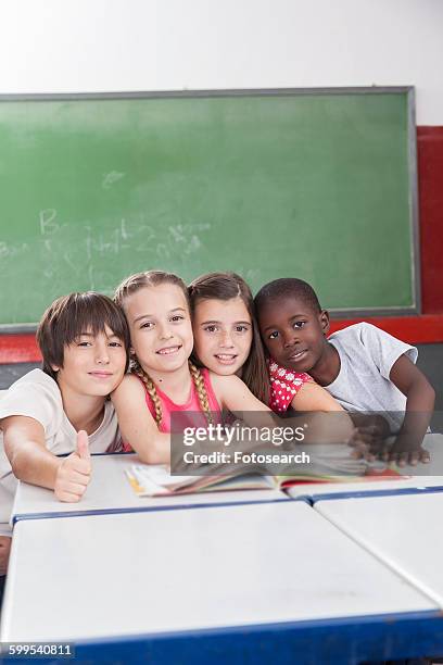 pupils looking at camera - junior girl models stock pictures, royalty-free photos & images