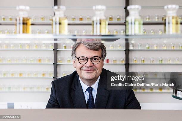 jacques cavallier Jacques Cavallier-Belletrud is a French perfumer for  Firmenich. Cavallier has cr…