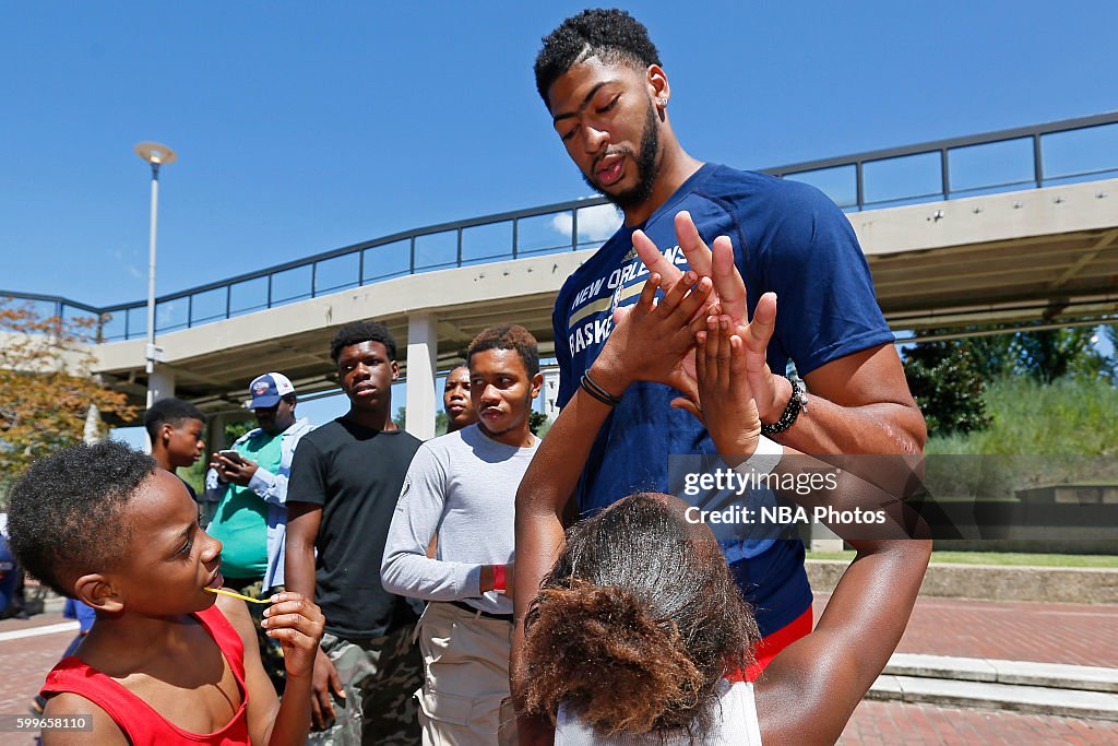 New Orleans Pelicans Flood Relief Red Cross Volunteer Project