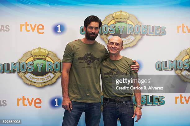 Actors Ruben Cortada and Pepe Viyuela attend "Olmos y Robles" photocall during FesTVal 2016 - Day 2 Televison Festival on September 6, 2016 in...