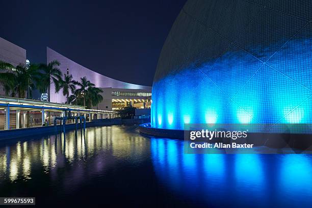 hong kong space museum at night - hong kong space museum stock pictures, royalty-free photos & images
