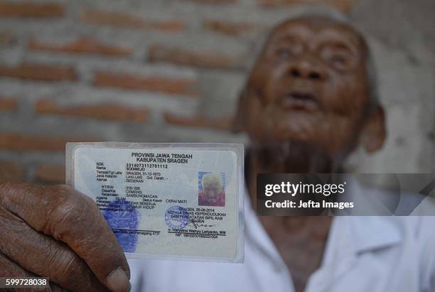 An Indonesian man, named Mbah Gotho, claimed to be 146 years old, is the oldest human in world's history speaks to press members at his family house...