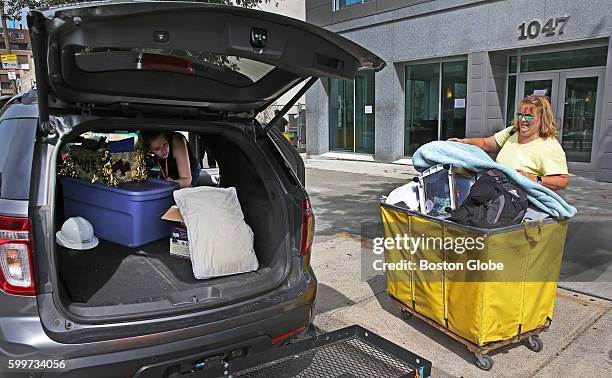 669 Images Of Boston University Dorms Stock Photos, HighRes Pictures