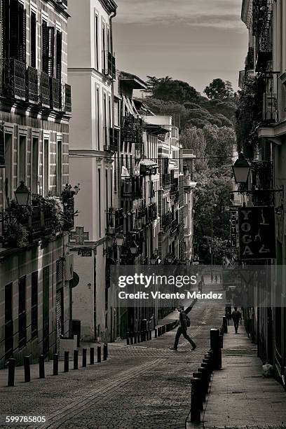 gobernador street (madrid) - gobernador foto e immagini stock