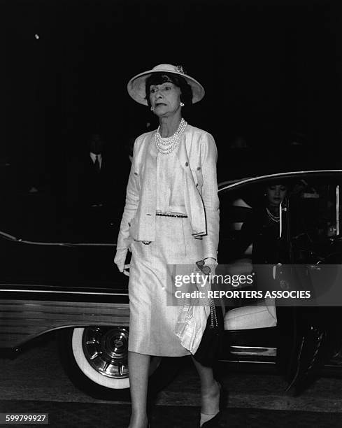 La couturière Coco Chanel .