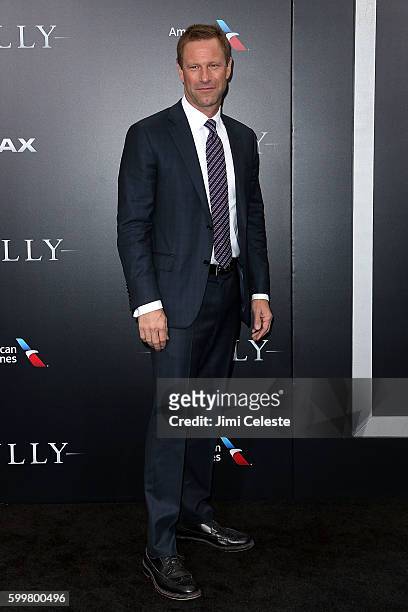 Actor Aaron Eckhart attends The New York Premiere of Warner Bros. Pictures' and Village Roadshow Pictures' "Sully" at Alice Tully Hall at Lincoln...