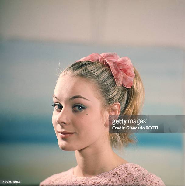Portrait de Geneviève Grad, actrice, circa 1960, en France .