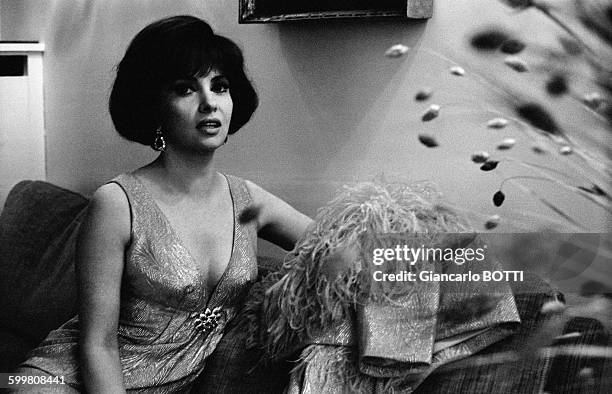 Italian actress Gina Lollobrigida in Italy in March 1965 .