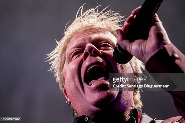 Dexter Holland of The Offspring performs during Rockout 2016 at Malvinas Argentinas Stadium on September 06, 2016 in Buenos Aires, Argentina.