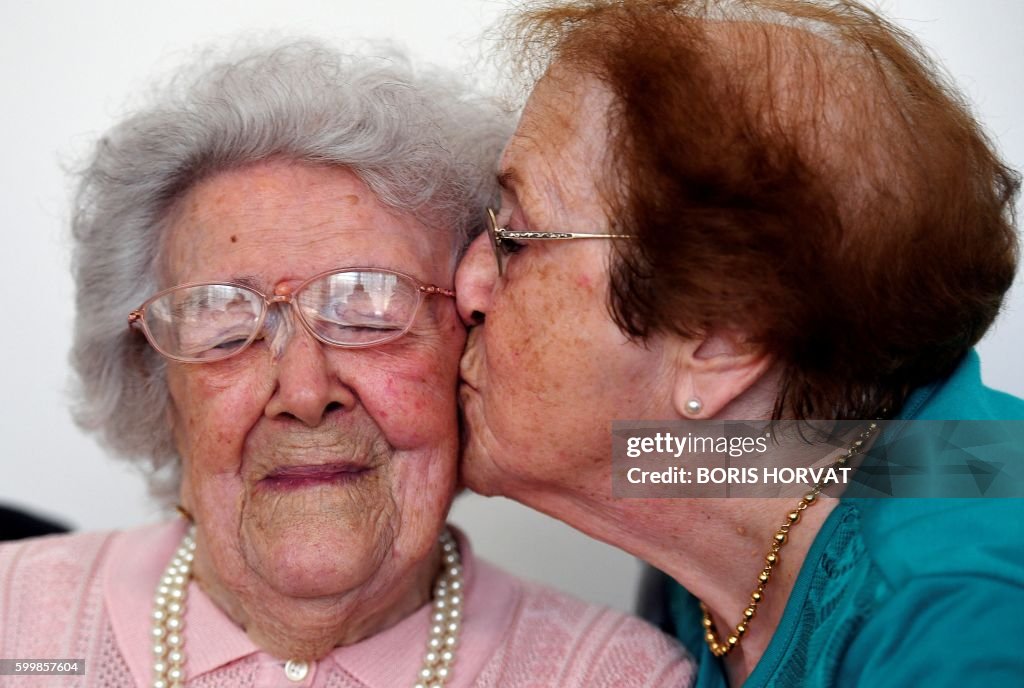 TOPSHOT-FRANCE-DEMOGRAPHY-SENIORS