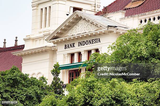 colonial building hosting bank of indonesia with sign - indonesia stock pictures, royalty-free photos & images