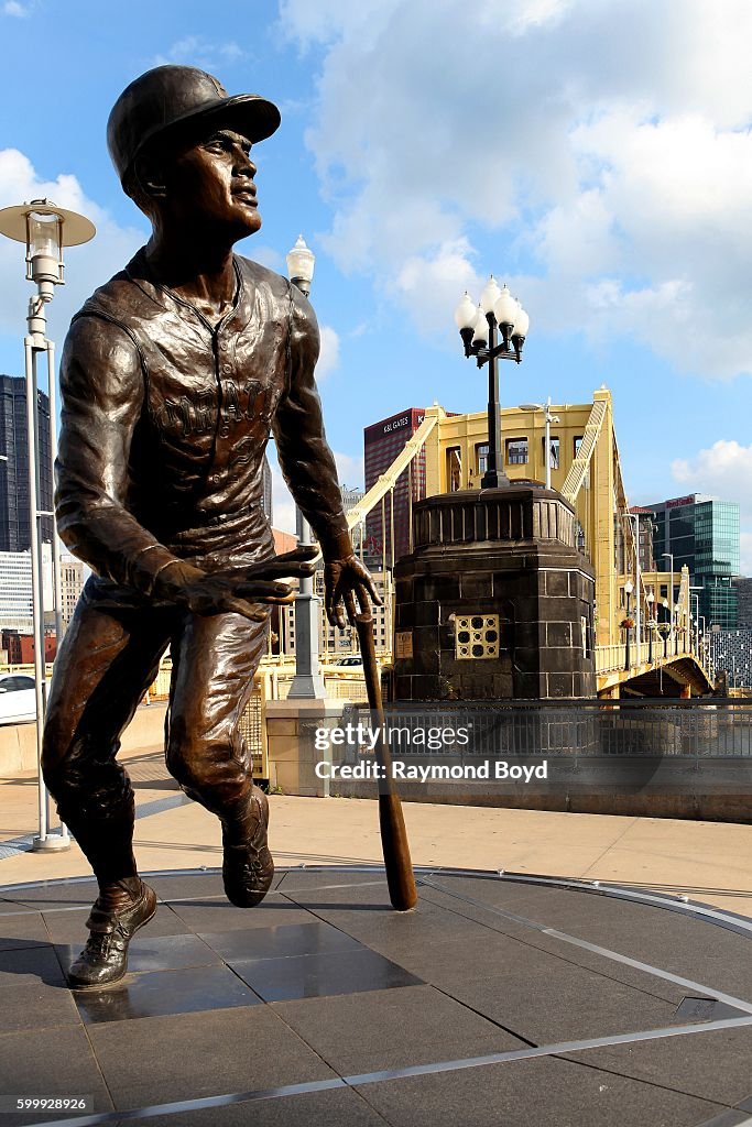 Pittsburgh Cityscapes And City Views