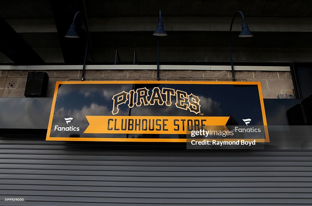 Pirates Clubhouse Store' signage at PNC Park, home of the