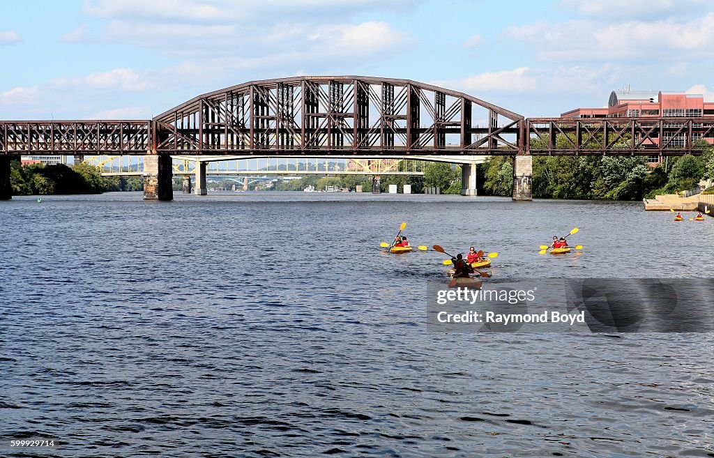Pittsburgh Cityscapes And City Views