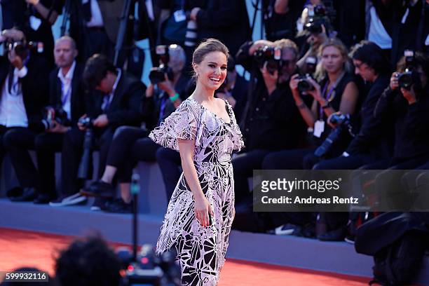 Actress Natalie Portman attends the premiere of 'Jackie' during the 73rd Venice Film Festival at Sala Grande on September 7, 2016 in Venice, Italy.