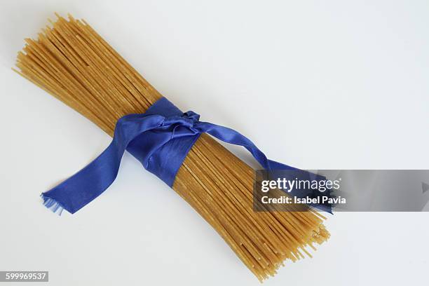 Spaghetti Ribbon Spaghetti Knot Photos and Premium High Res Pictures - Getty Images