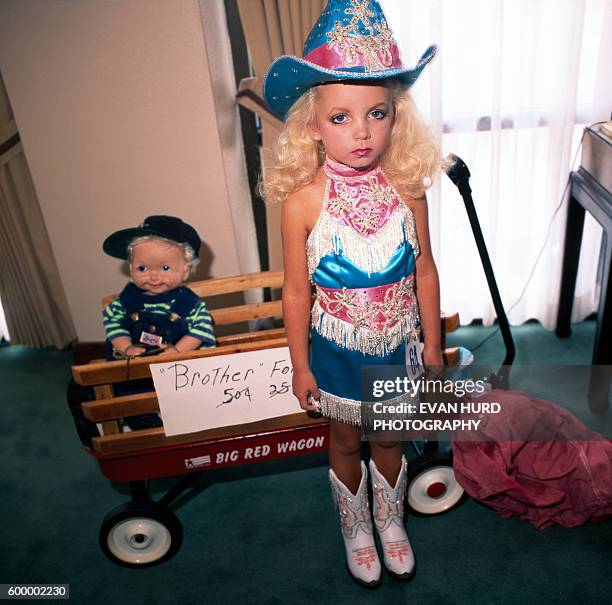 American girl competing in beauty contest.