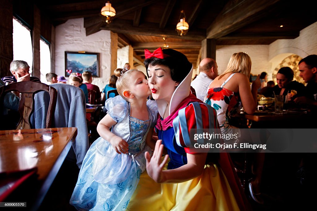 USA - Business - Disney World