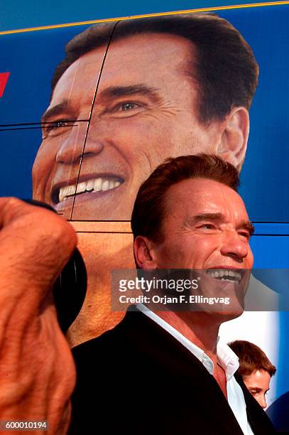 Arnold Schwarzenegger greets his supporters while on his "California Comeback Express" campaign tour, in his attempt to persuade voters to recall...