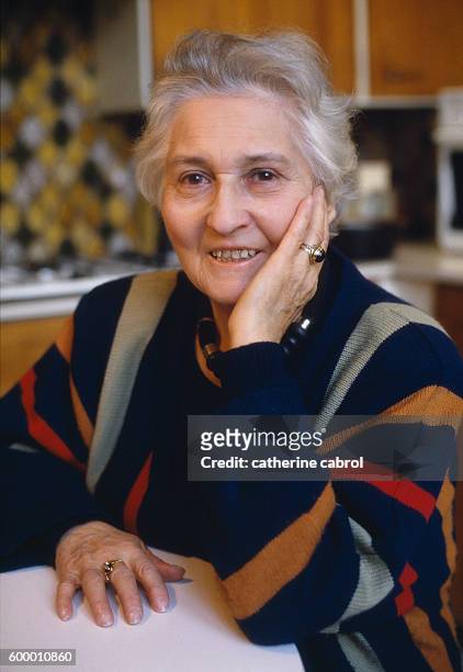 Pioneering French child psychoanalyst Françoise Dolto at home.