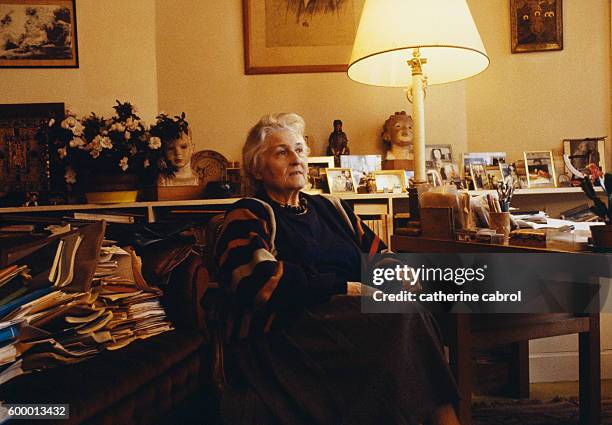 Pioneering French child psychoanalyst Françoise Dolto at home.