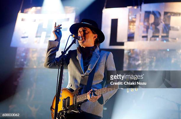 Carl Barat of The Libertines performs at O2 Academy Brixton on September 7, 2016 in London, England.