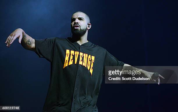 Musician Drake performs onstage at Staples Center on September 7, 2016 in Los Angeles, California.