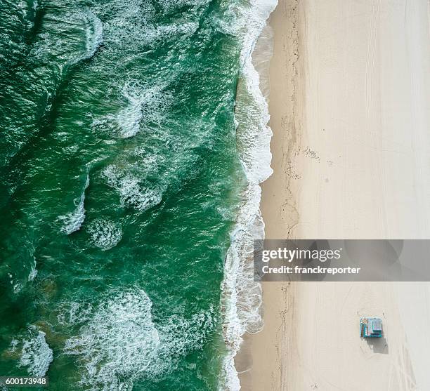 south beach de miami desde el aire - miami beach fotografías e imágenes de stock