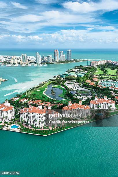 fotos e imágenes de Fisher Island - Getty Images fotos e imágenes de Fisher Island - Getty Images