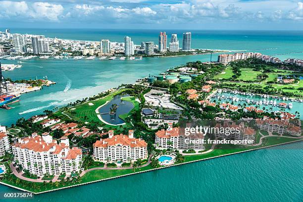 fotos e imágenes de Fisher Island - Getty Images fotos e imágenes de Fisher Island - Getty Images