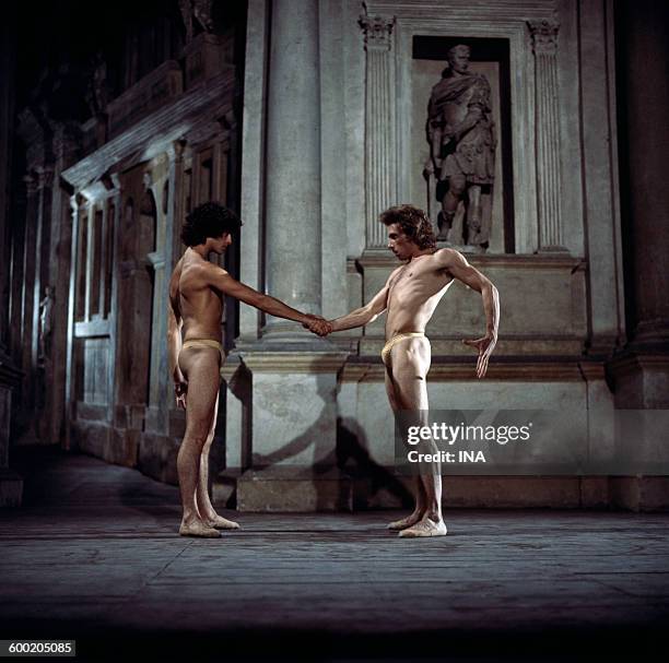 Jorge Donn and Philippe Lizon in Maurice Béjart's ballet "I was born in Venice".