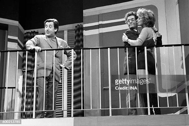 Jean Lefebvre, Darry Cowl and Claire Maurier in a scene of the theater play "Cash Cash" realized by Pierre Sabbagh for "To the theater this evening".