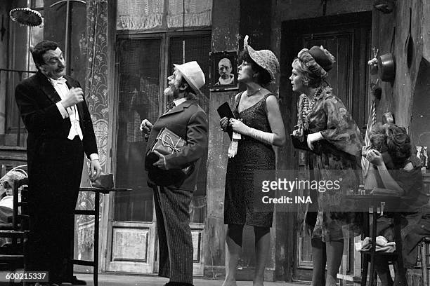 Julien Guiomar, Henri Labussière, Luisa Colpeyn, Anne Marie Maillefer and Rosy Varte in a scene of "Caviar or Lentilles" of the series "To the...