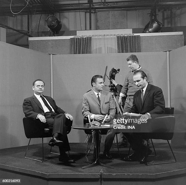 René Goscinny, Albert Uderzo and Yves Guy Berges during the recording of the émisson "Panorama".