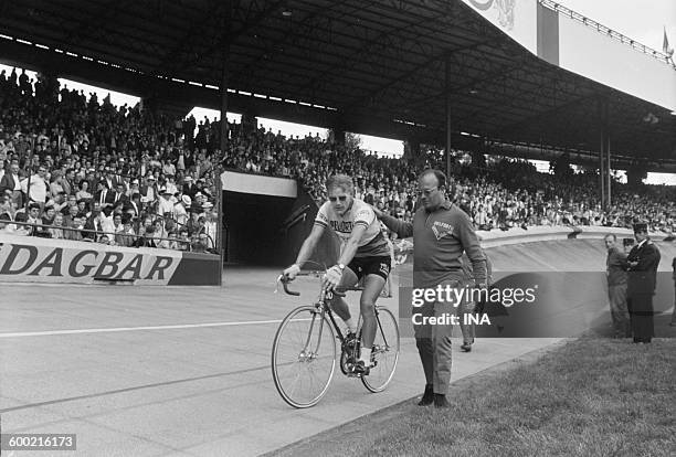CYCLISTS ALTIG, JANSSEN AND WRIGHT IN ACTION AT TOUR DE FRANCE RACE ; 1 CYCLISTS ALTIG, JANSSEN AND WRIGHT IN ACTION AT TOUR DE FRANCE RACE ; 1
