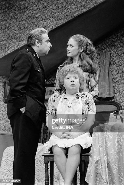 Jacques Morel, Geneviève Fontanel and Jackie Sardou in a play of Pierre Barillet and Jean Pierre Grédy, "Queen Blanche", realized by Pierre Sabbagh...