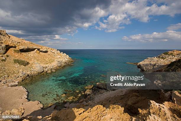 turkish cyprus, karpas peninsula, cape zafer - karpas stockfoto's en -beelden