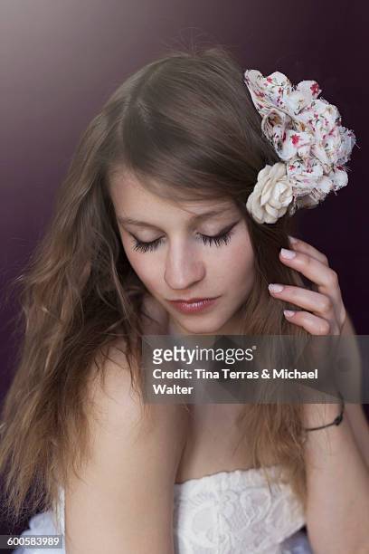 portrait of a young woman with long blond hair - tina terras michael walter stock pictures, royalty-free photos & images